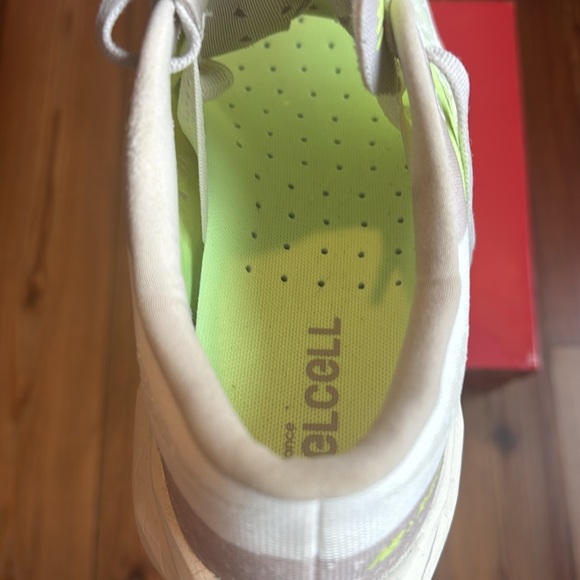 New Balance FuelCell SuperComp Trainers v3 - Picture 9 of 10